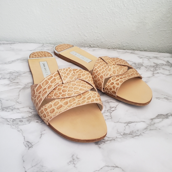 ZARA criss cross giraffe print tan slide sandals